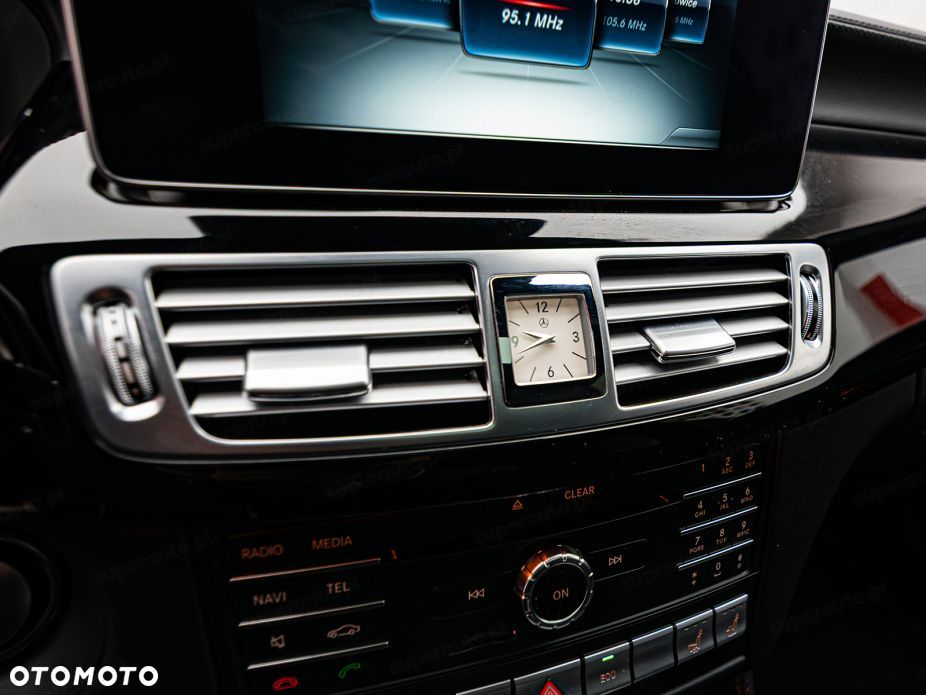 Mercedes-Benz CLS 350 d 4-Matic - 23