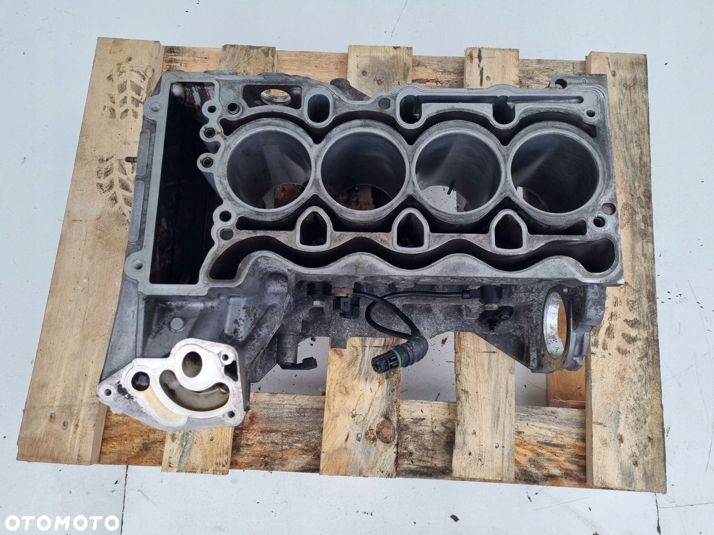 BLOK SILNIKA BMW E90 E91 E92 E87 1.6 N43B16A - 2