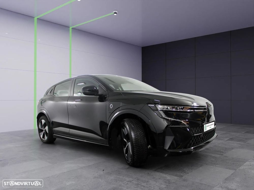 Renault Mégane E-Tech - 4