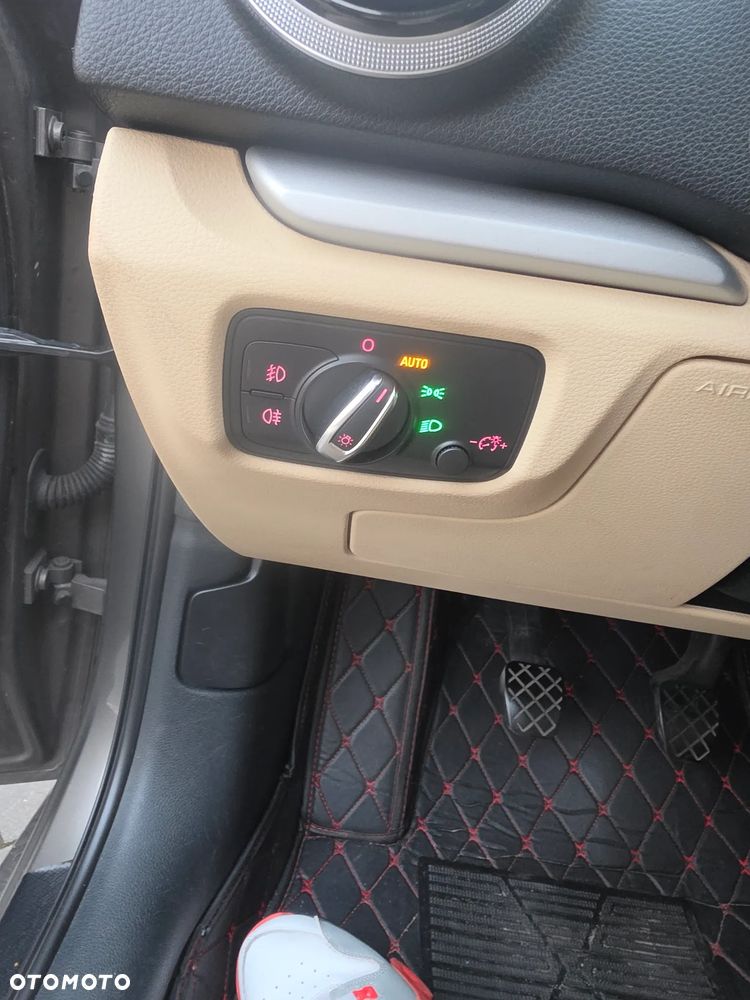 Audi A3 Sportback - 6