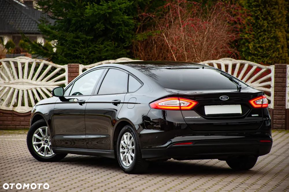 Ford Mondeo - 37