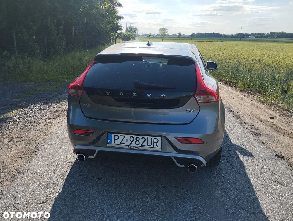 Volvo V40 D4 Drive-E R-Design Kinetic - 5