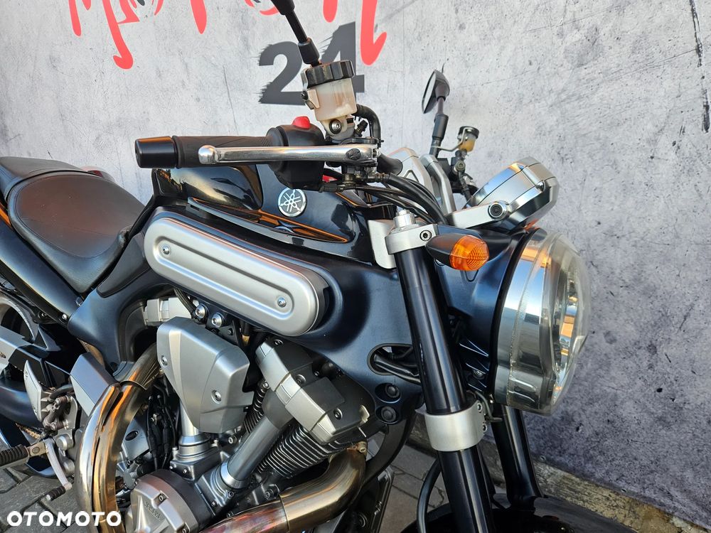 Yamaha MT - 15