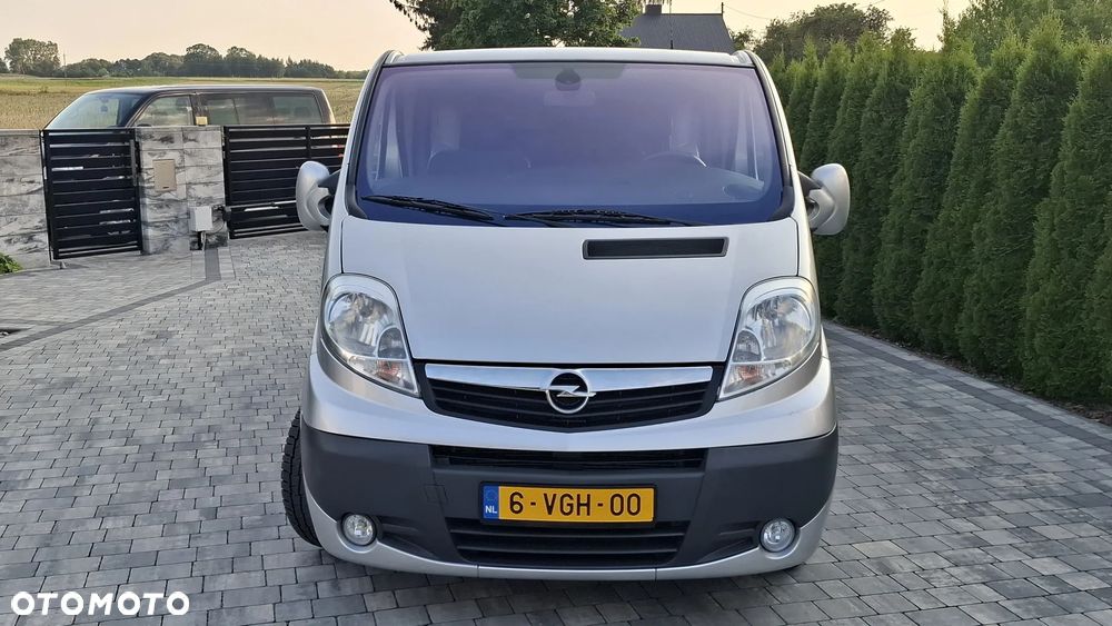 Opel VIVARO - 8
