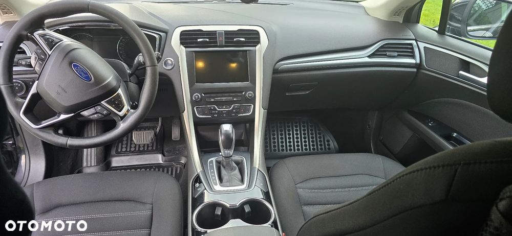 Ford Mondeo 2.0 EcoBoost STart-Stopp Autom Titanium - 11