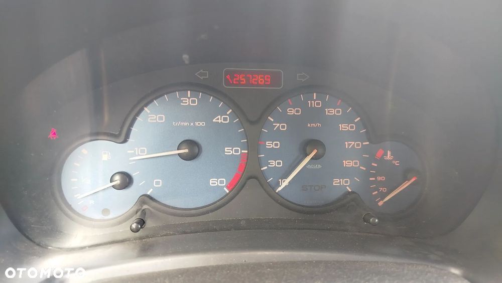 Citroën Berlingo 2.0 HDi Pakiet Plus - 11