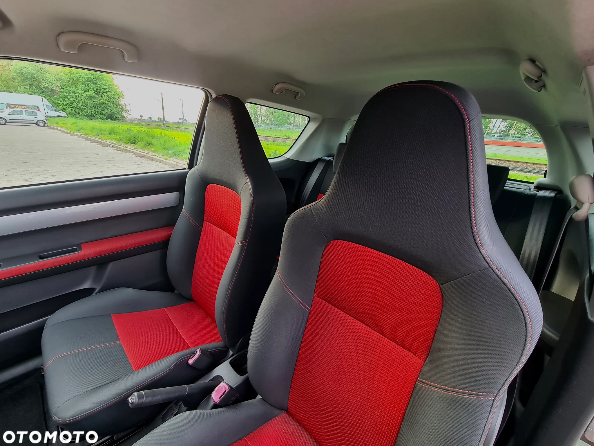 Suzuki Swift 1.6 Sport - 14