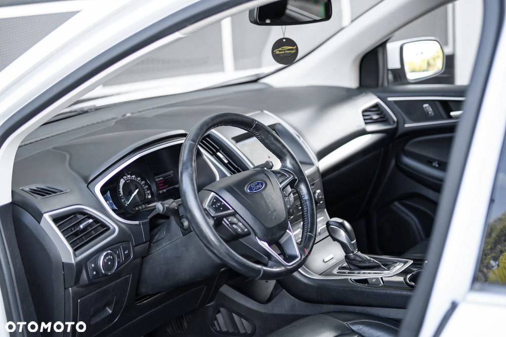Ford Edge - 11