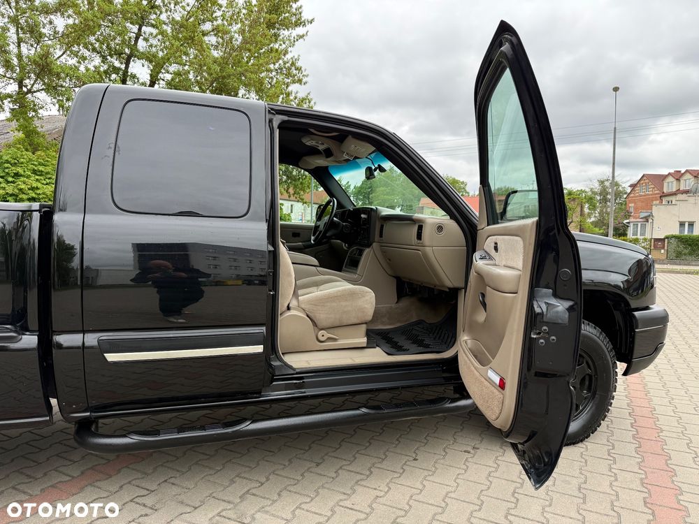 Chevrolet Silverado - 19