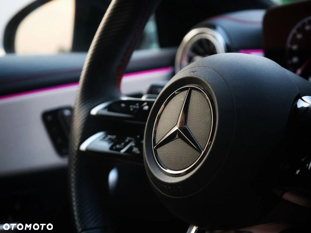 Mercedes-Benz CLA 200 mHEV AMG Line 7G-DCT - 24
