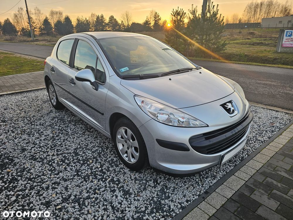 Peugeot 207 1.4 Presence - 2