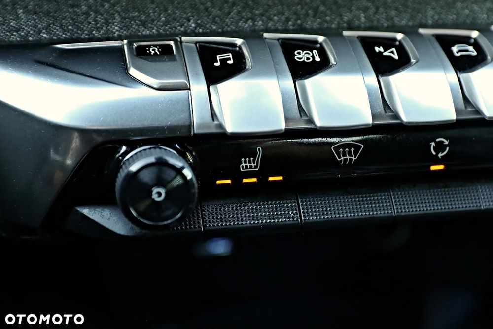 Peugeot 3008 - 27