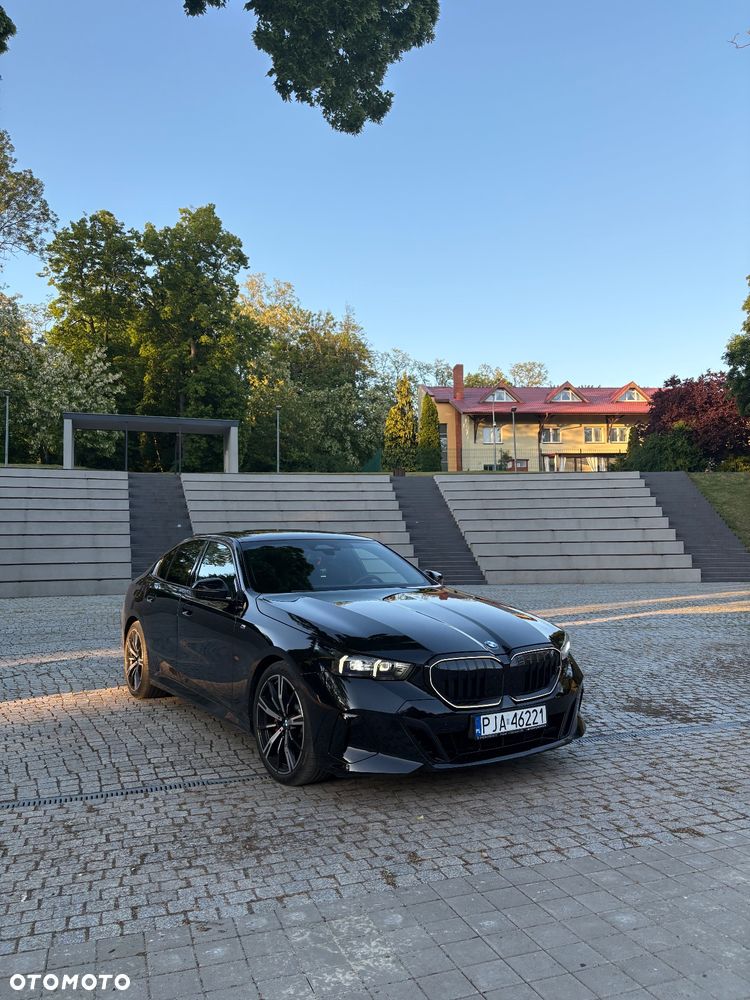 BMW Seria 5 - 1