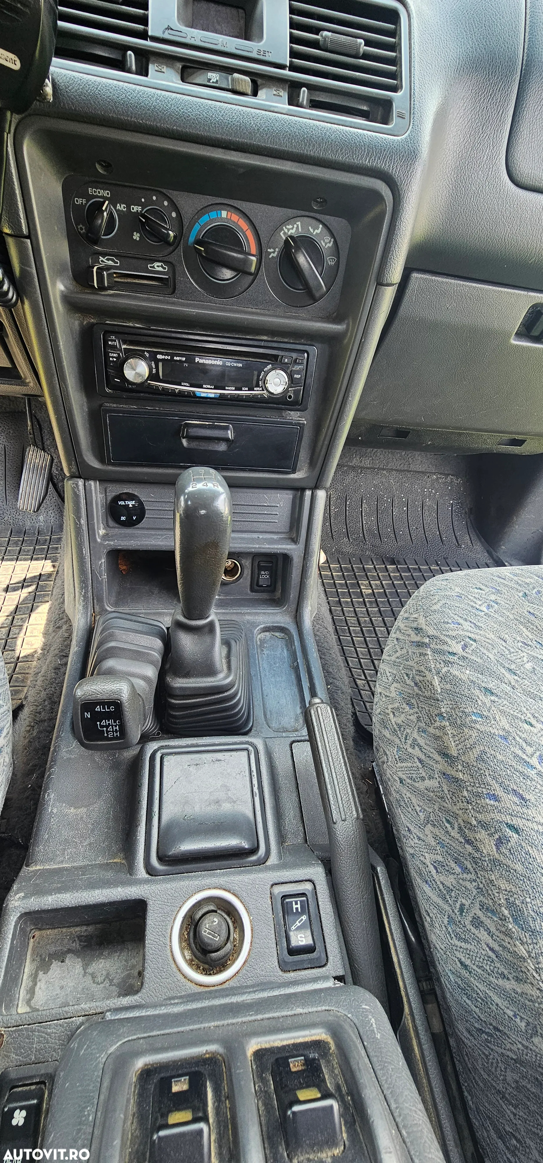 Mitsubishi Pajero - 6