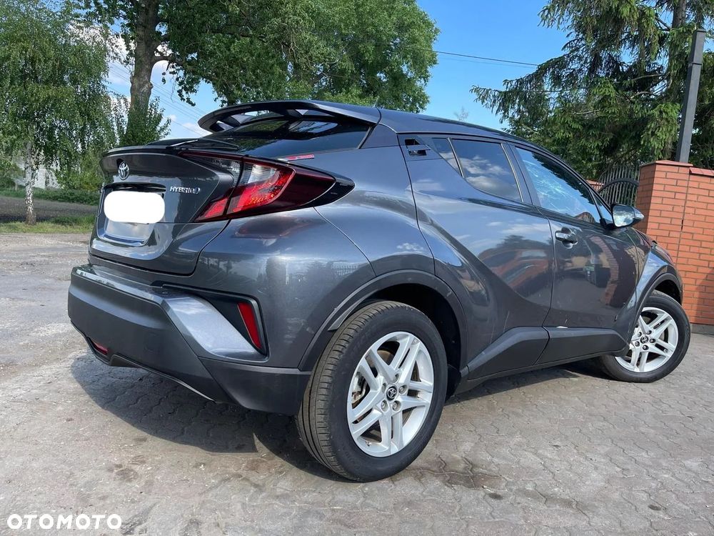 Toyota C-HR 1.8 Hybrid Neon Lime powered by JBL - 1