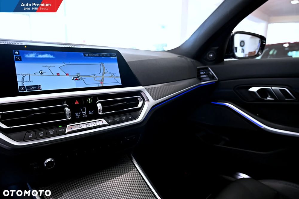 BMW Seria 3 330i xDrive M Sport sport - 7