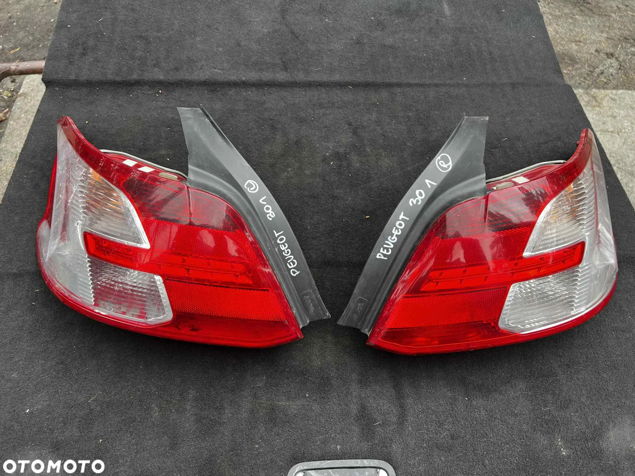 Peugeot 301 Reflektor Lampa przód lewa Europa 9675139080 90014421- LAMPY TYLNE - Lewa 9678542780 Prawa 9678542580 - 5