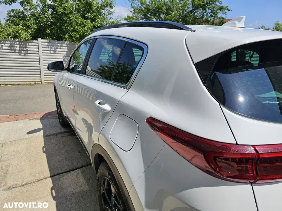 Kia Sportage 1.6 CRDI 2WD Eco-Dynamics+ (48V M-H) Black Edition - 5