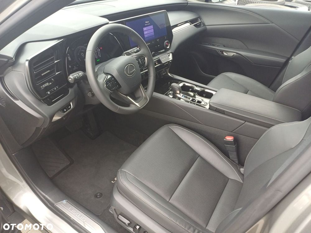 Lexus RX - 11