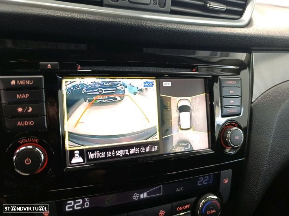 Nissan Qashqai 1.5 dCi N-Connecta J18 - 3