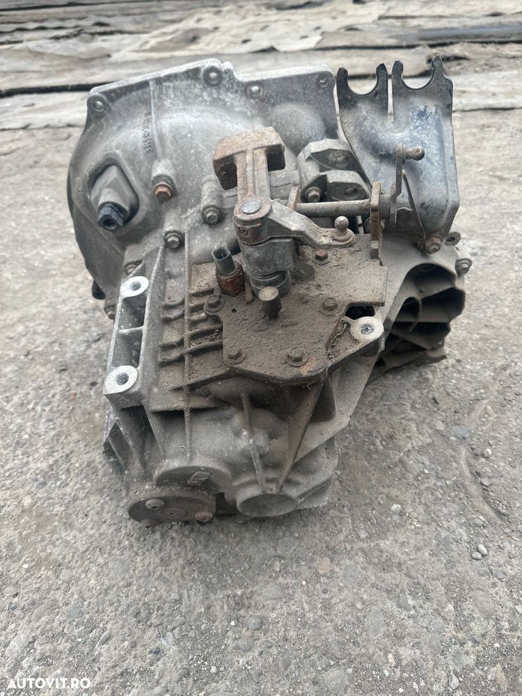 Cutie Viteza ford Focus 1.6 HDI - 4