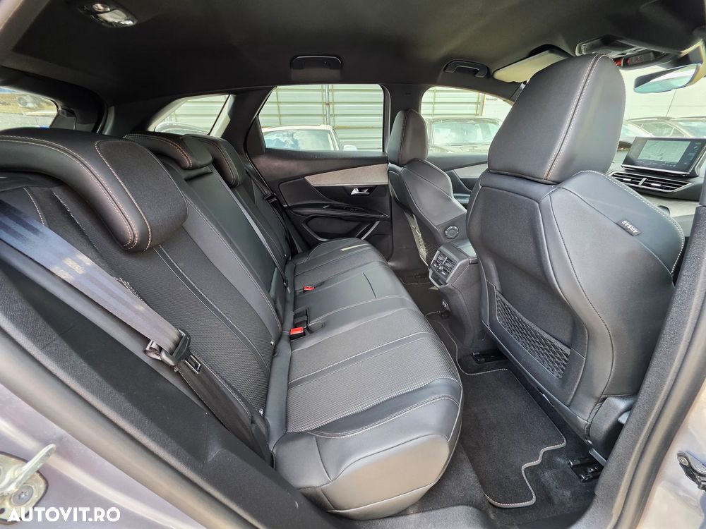 Peugeot 3008 225 e-EAT8 GT - 17