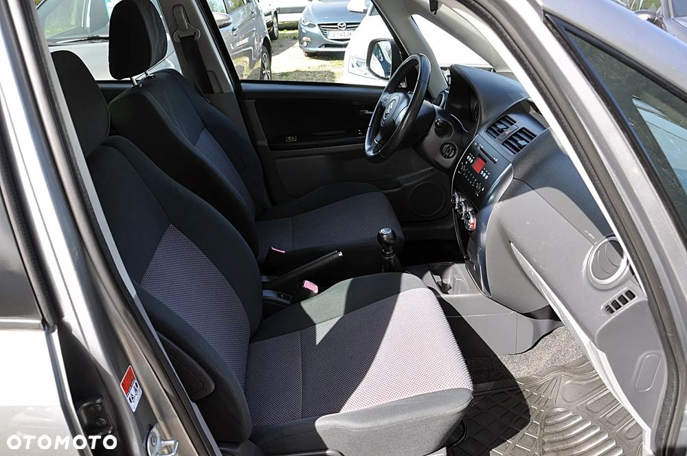 Suzuki SX4 - 19