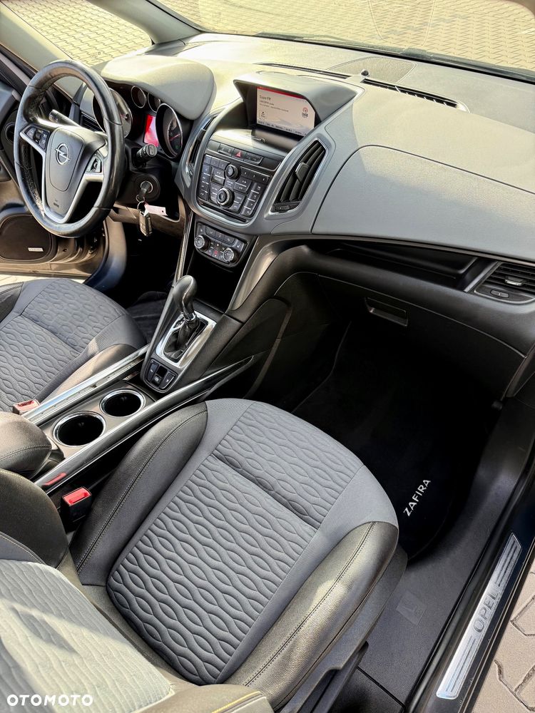 Opel Zafira - 7