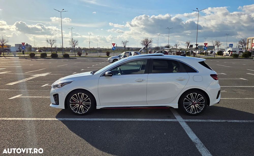 Kia Ceed 1.6 T-GDI DCT7 OPF GT - 2