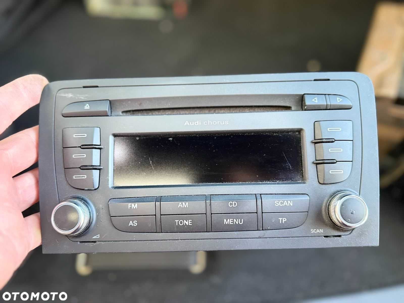 Fabryczne Radio Cd Audi Chorus A3 8P - 1