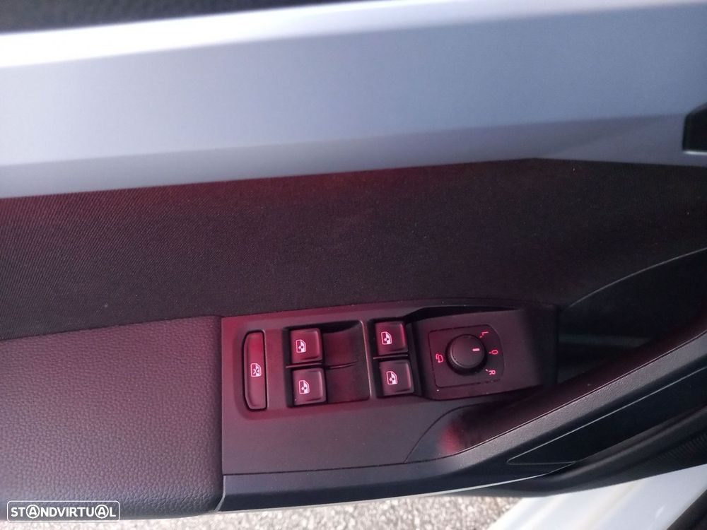 SEAT Ibiza 1.0 TSI FR - 11