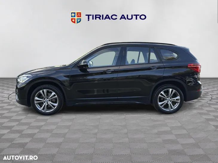 BMW X1 xDrive18d Aut. Sport Line - 2