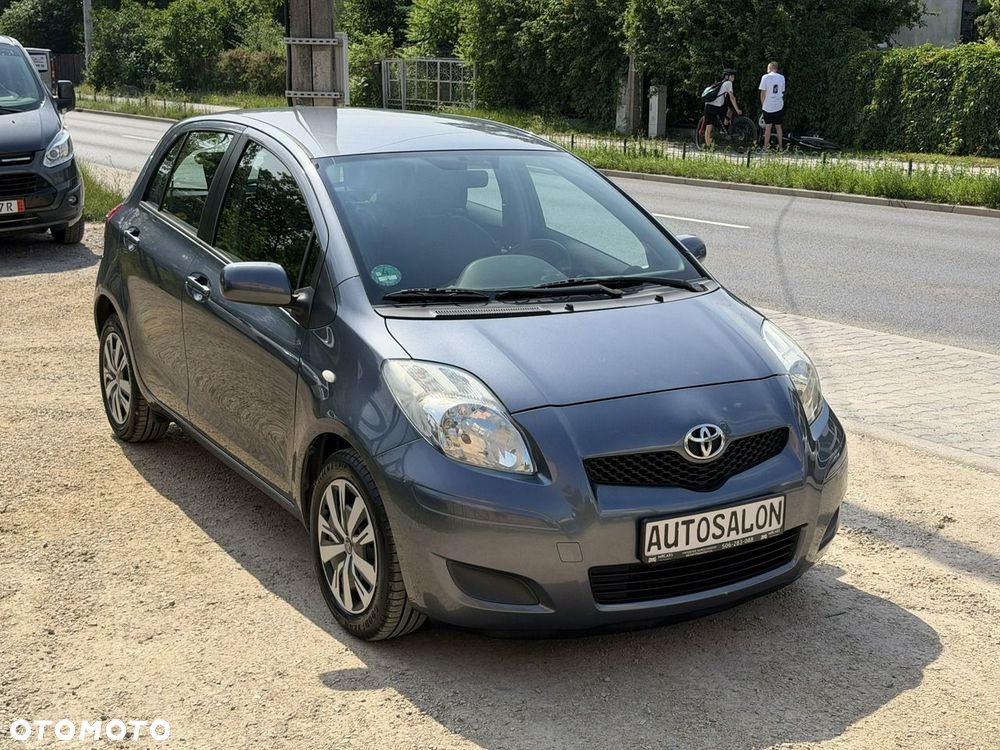 Toyota Yaris - 4