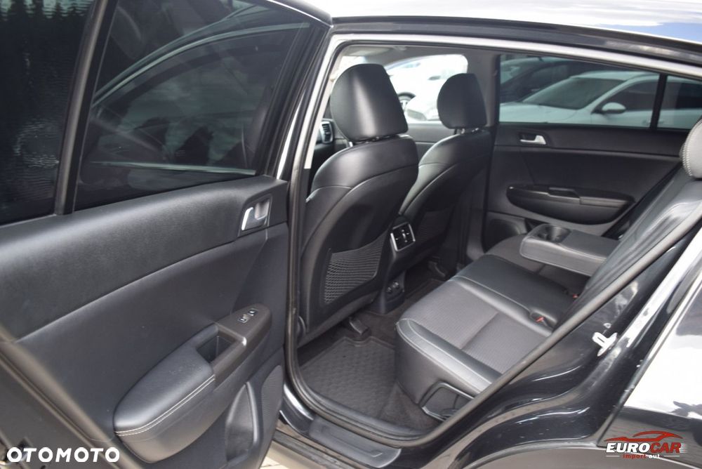 Kia Sportage 1.6 GDI 2WD DREAM-TEAM EDITION - 17