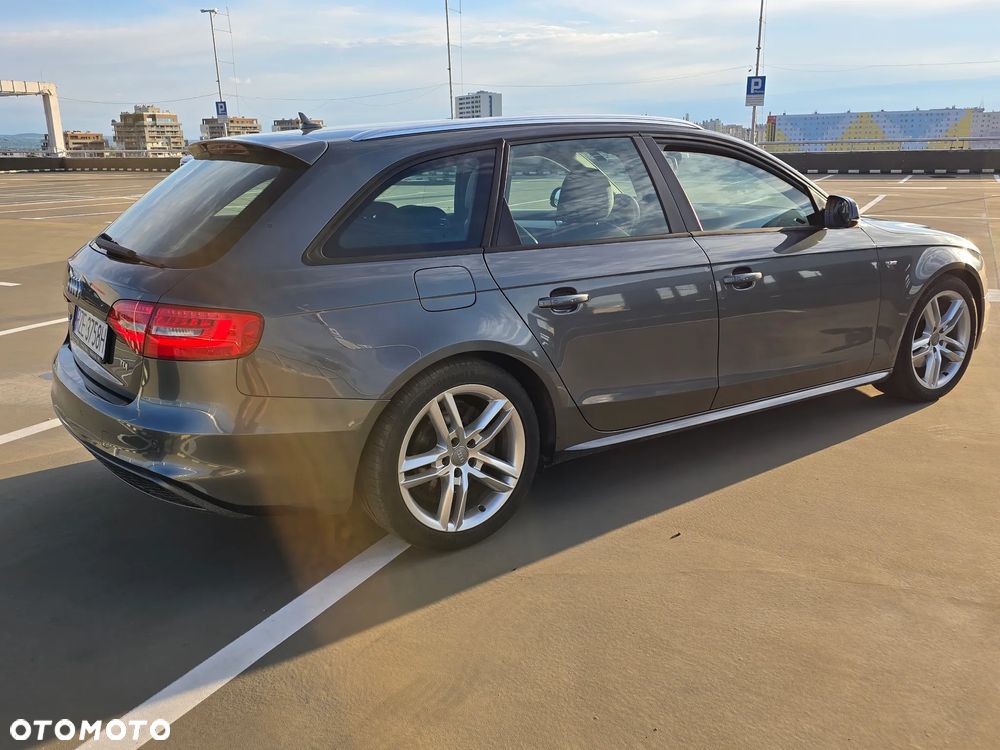 Audi A4 Avant 2.0 TDI DPF S line Sportpaket - 4