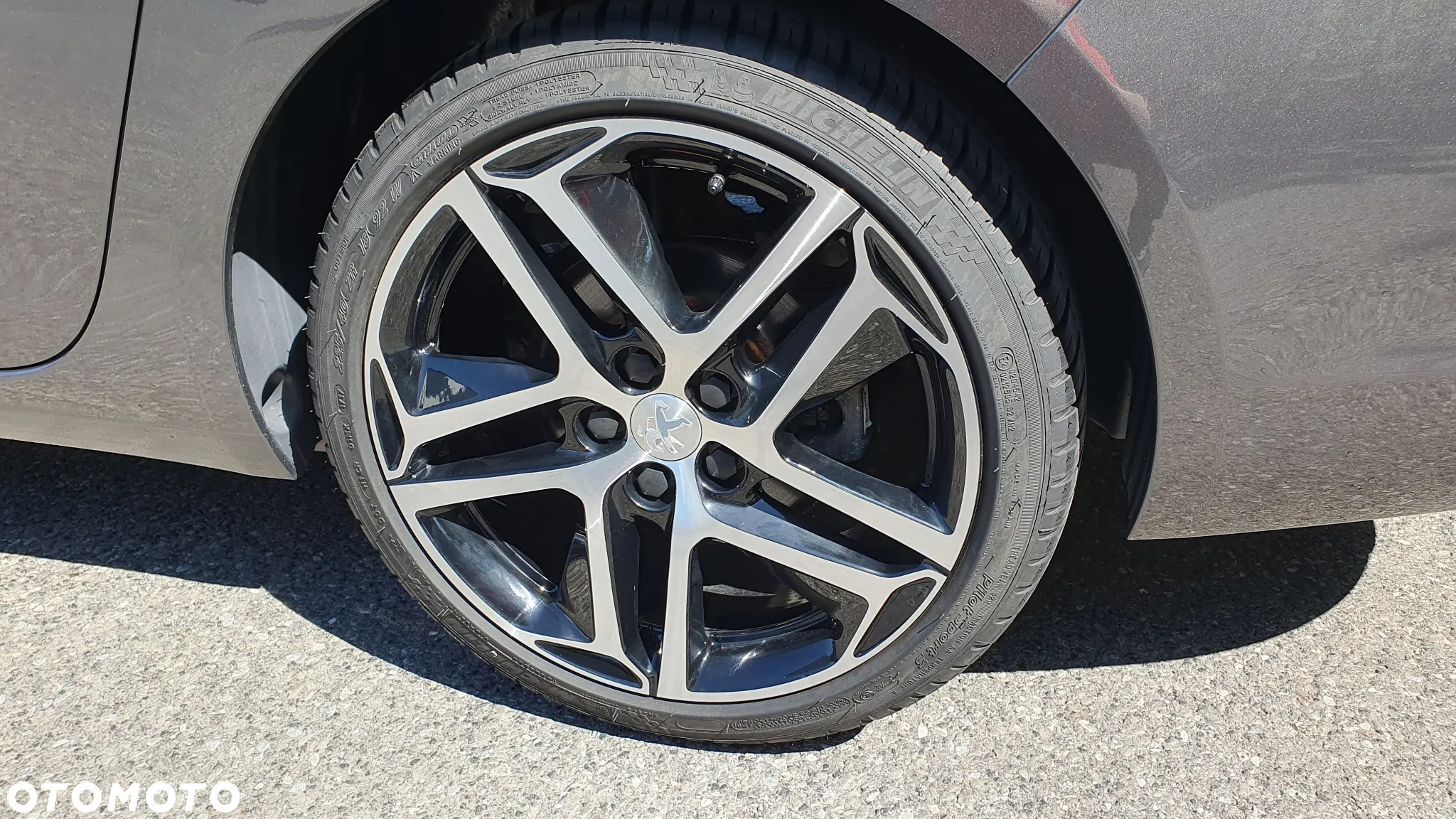 Peugeot 308 1.2 PureTech GPF Allure Pack S&S - 5