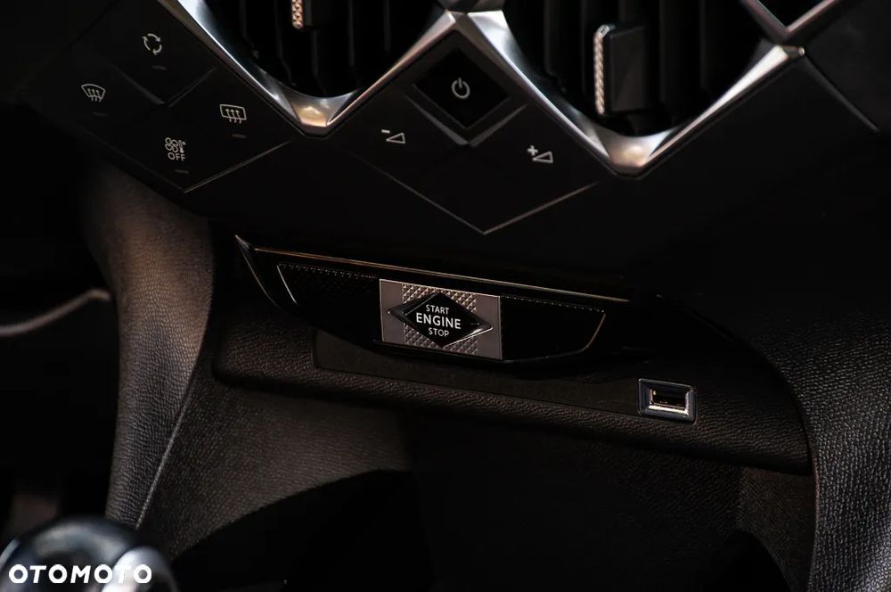 DS Automobiles DS 3 Crossback 1.5 BlueHDi Performance Line - 23