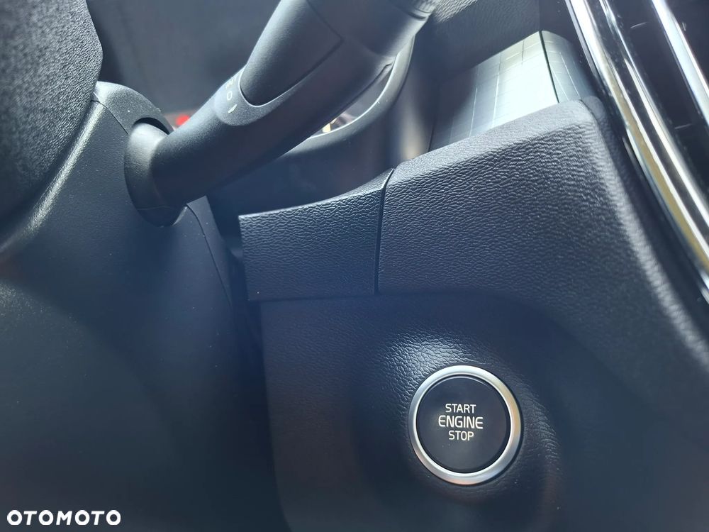 Volvo XC 40 D4 AWD Geartronic Momentum - 23