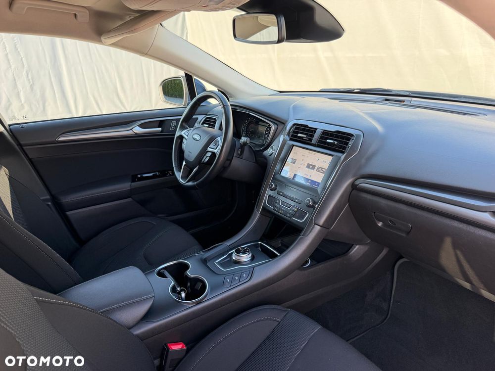 Ford Mondeo 2.0 TDCi Ambiente Plus PowerShift - 18