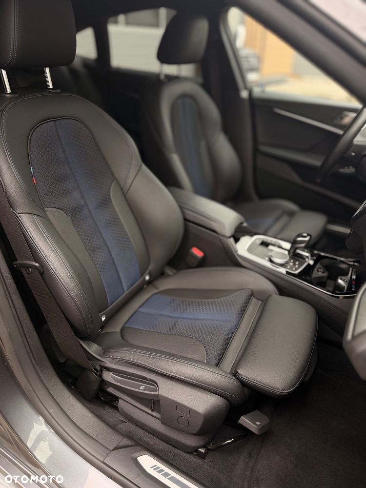 BMW Seria 2 218i M Sport - 30