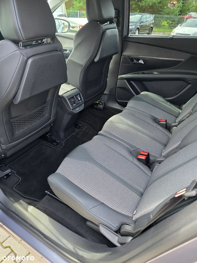 Peugeot 5008 - 26