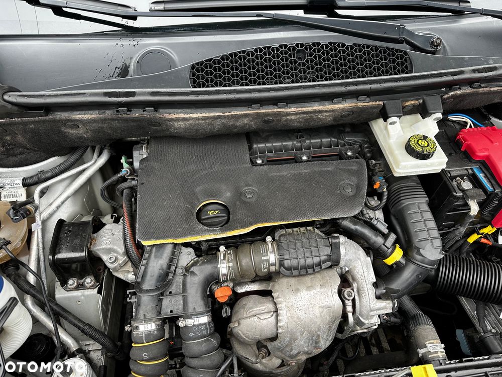 Peugeot Partner BlueHDi 100 Stop&Start Allure - 17