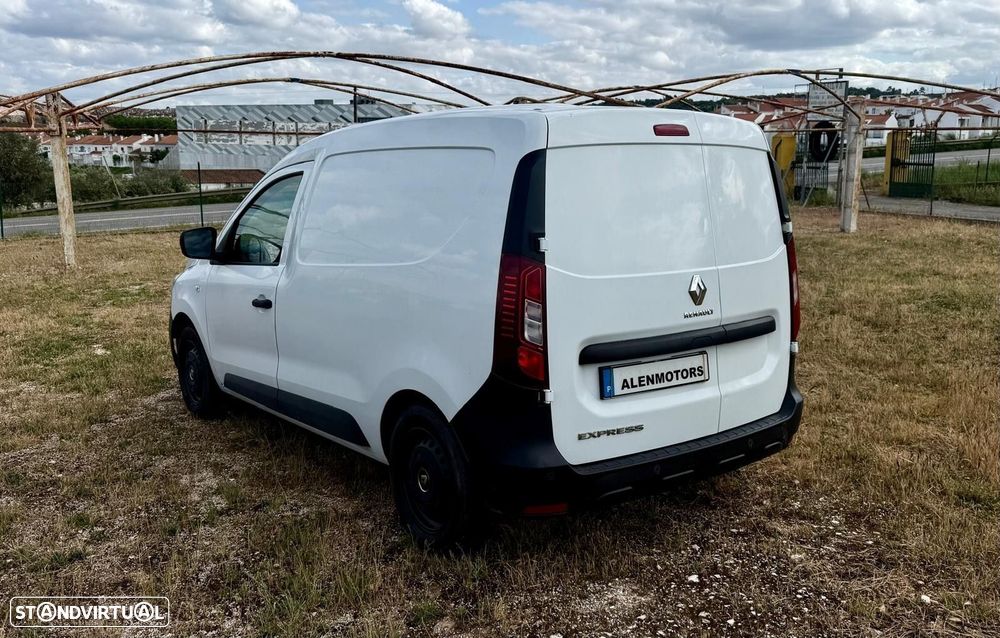 Renault Express 1.5 DCI CONFORT - 9
