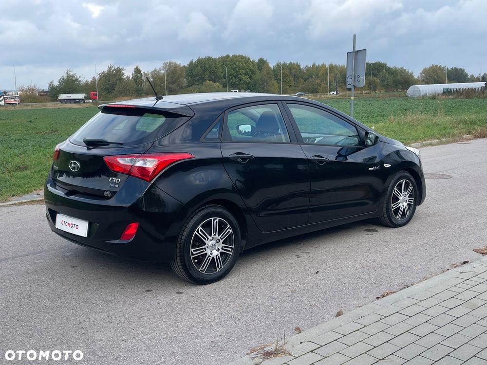 Hyundai i30 blue 1.6 CRDi Style - 31