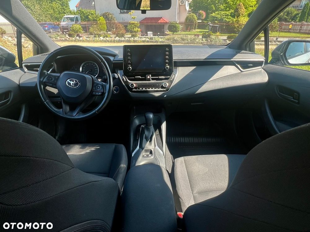 Toyota Corolla - 5
