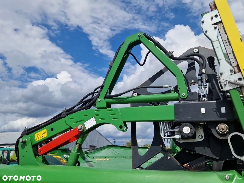 John Deere T660I - 18