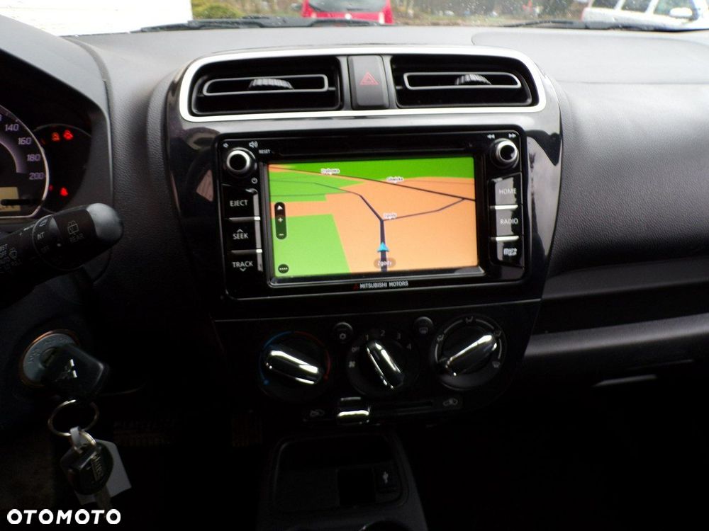 Mitsubishi Space Star - 20