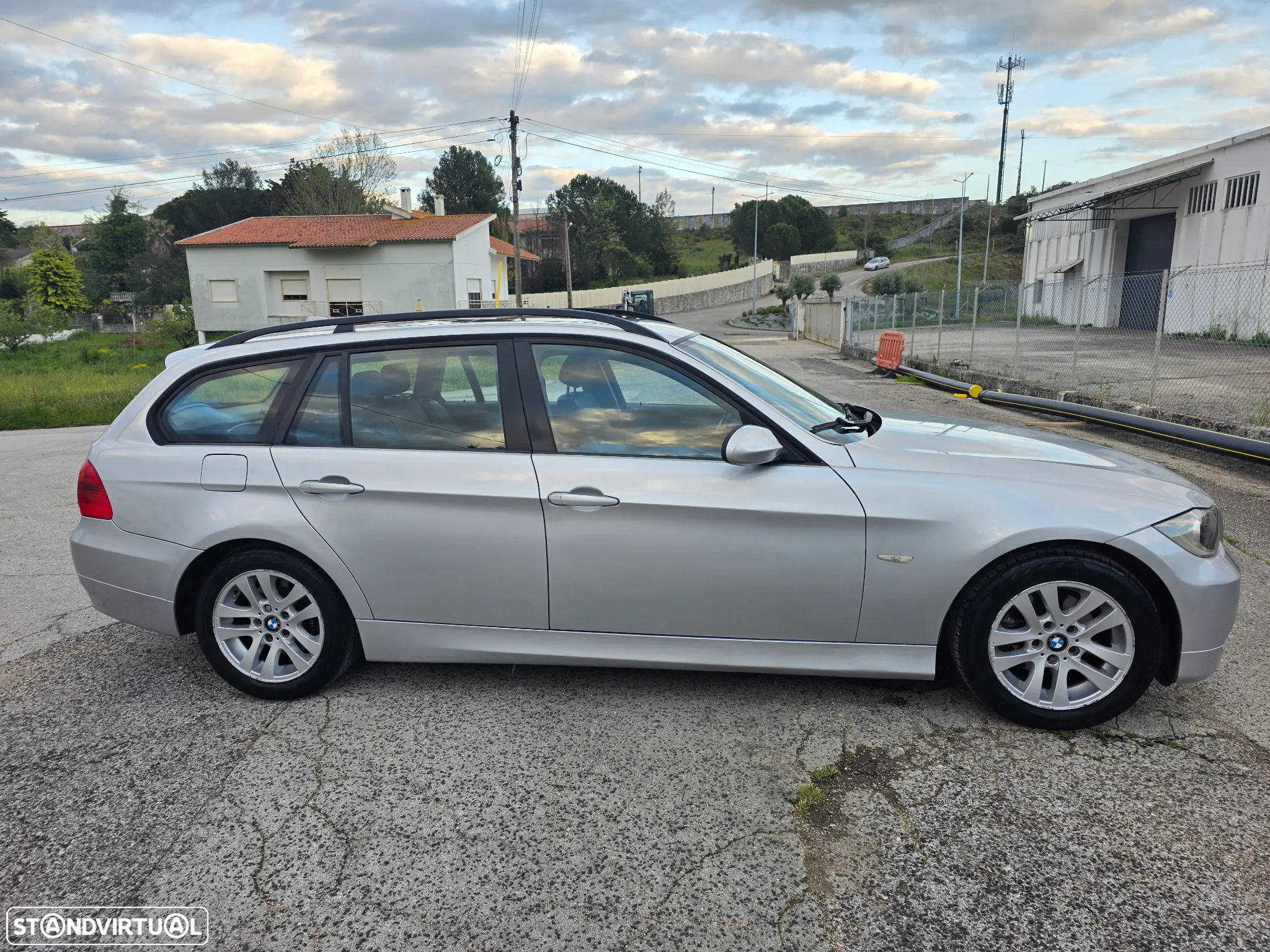 BMW 320 d Touring Exclusive - 11