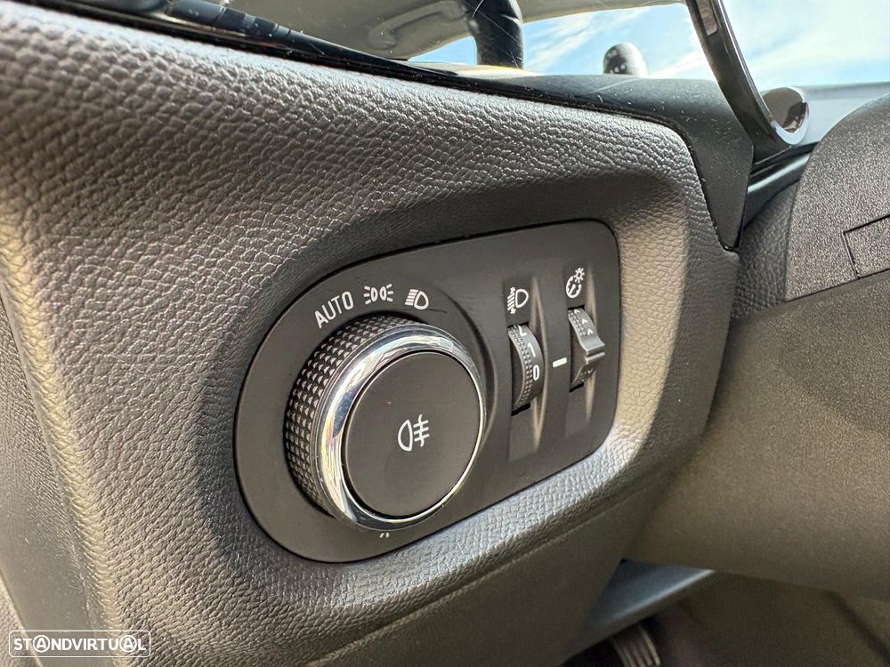 Opel Corsa 1.2 T GS Line Aut. - 25