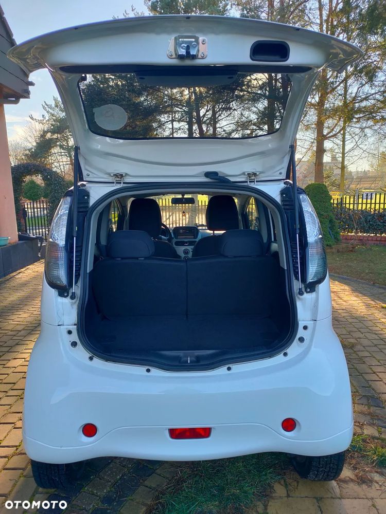 Mitsubishi i-MiEV - 12